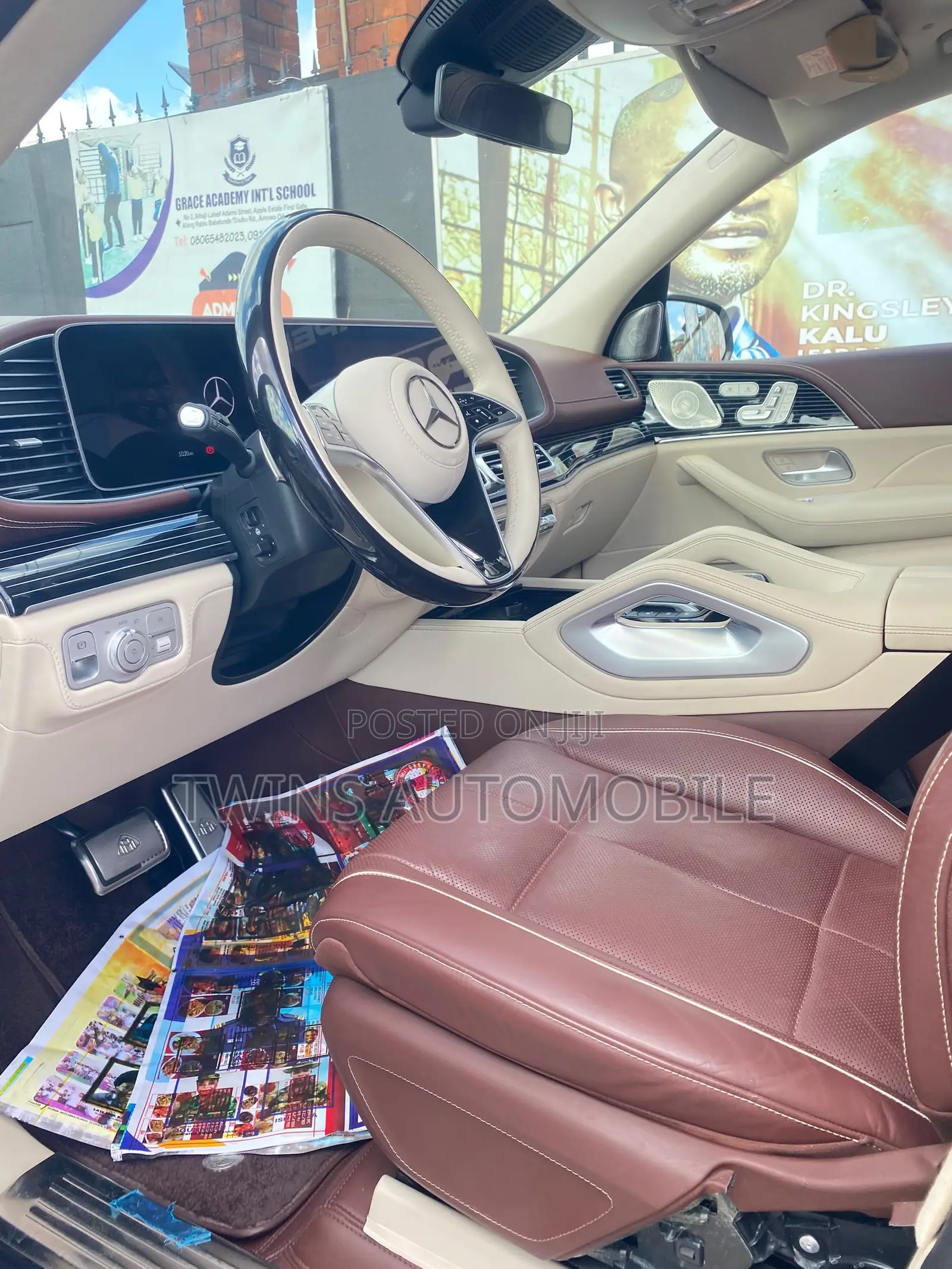 Mercedes-Benz Maybach 2023 Brown
