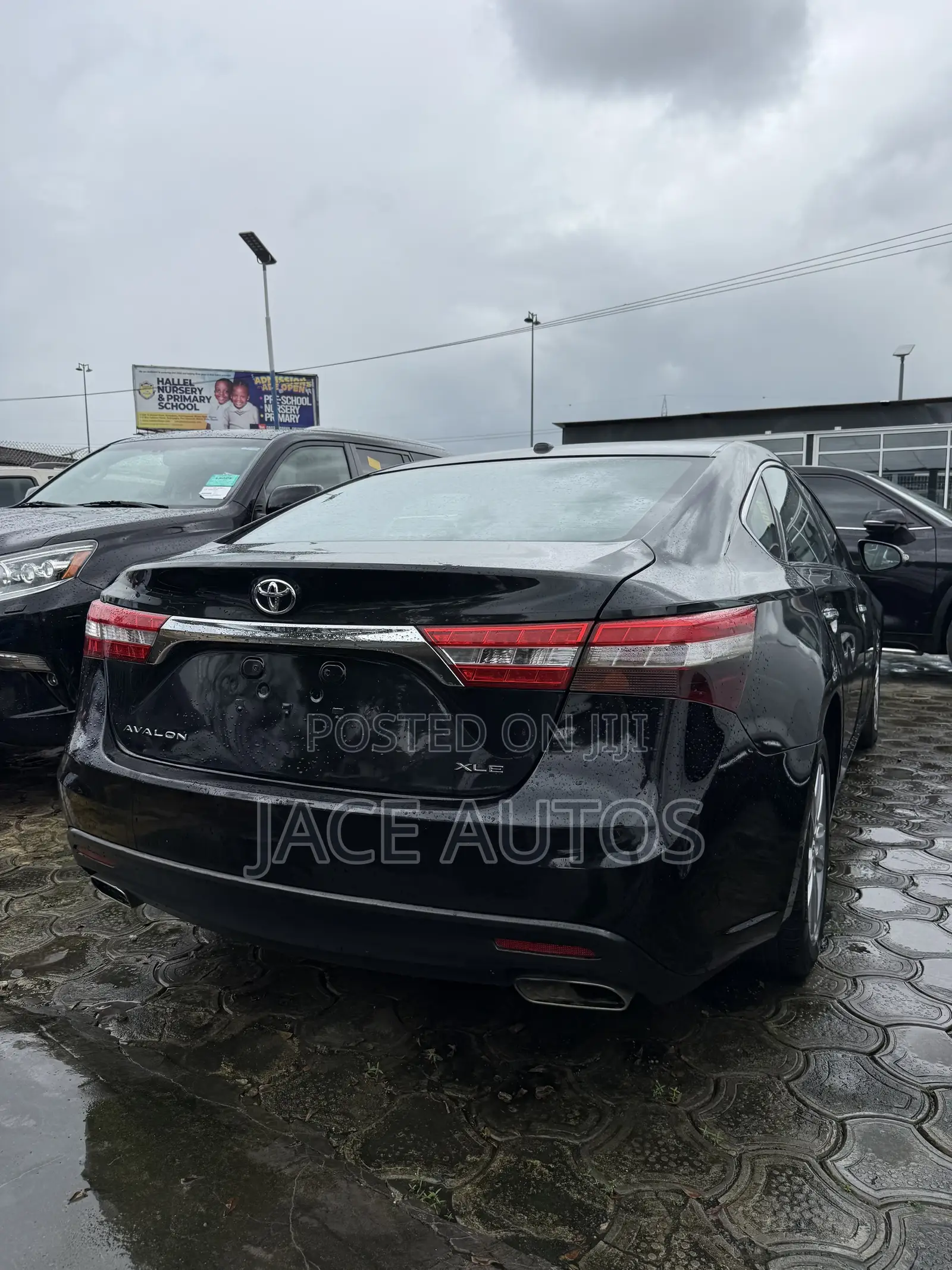 Toyota Avalon XLE 4dr Sedan (3.5L 6cyl 6A) 2015 Black