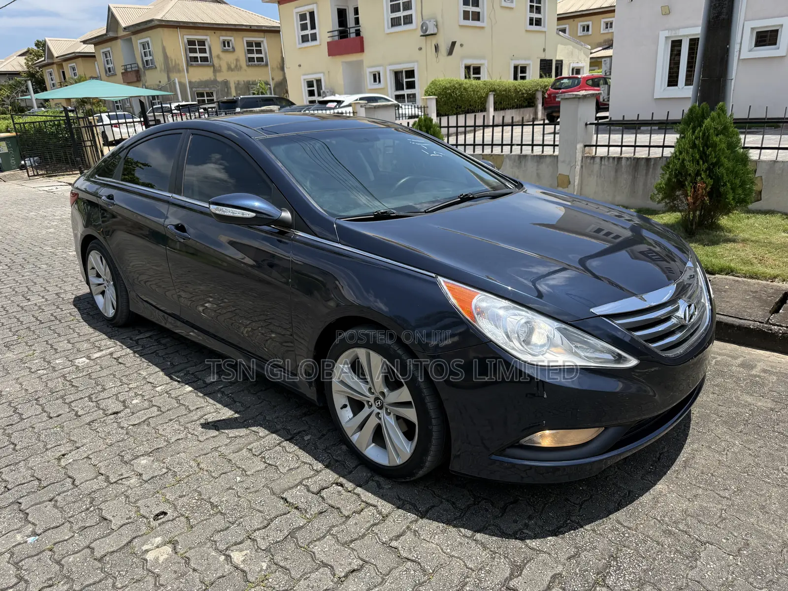 Hyundai Sonata Limited 2.0T Sedan (2.0L 4cyl 6A) 2012 Blue