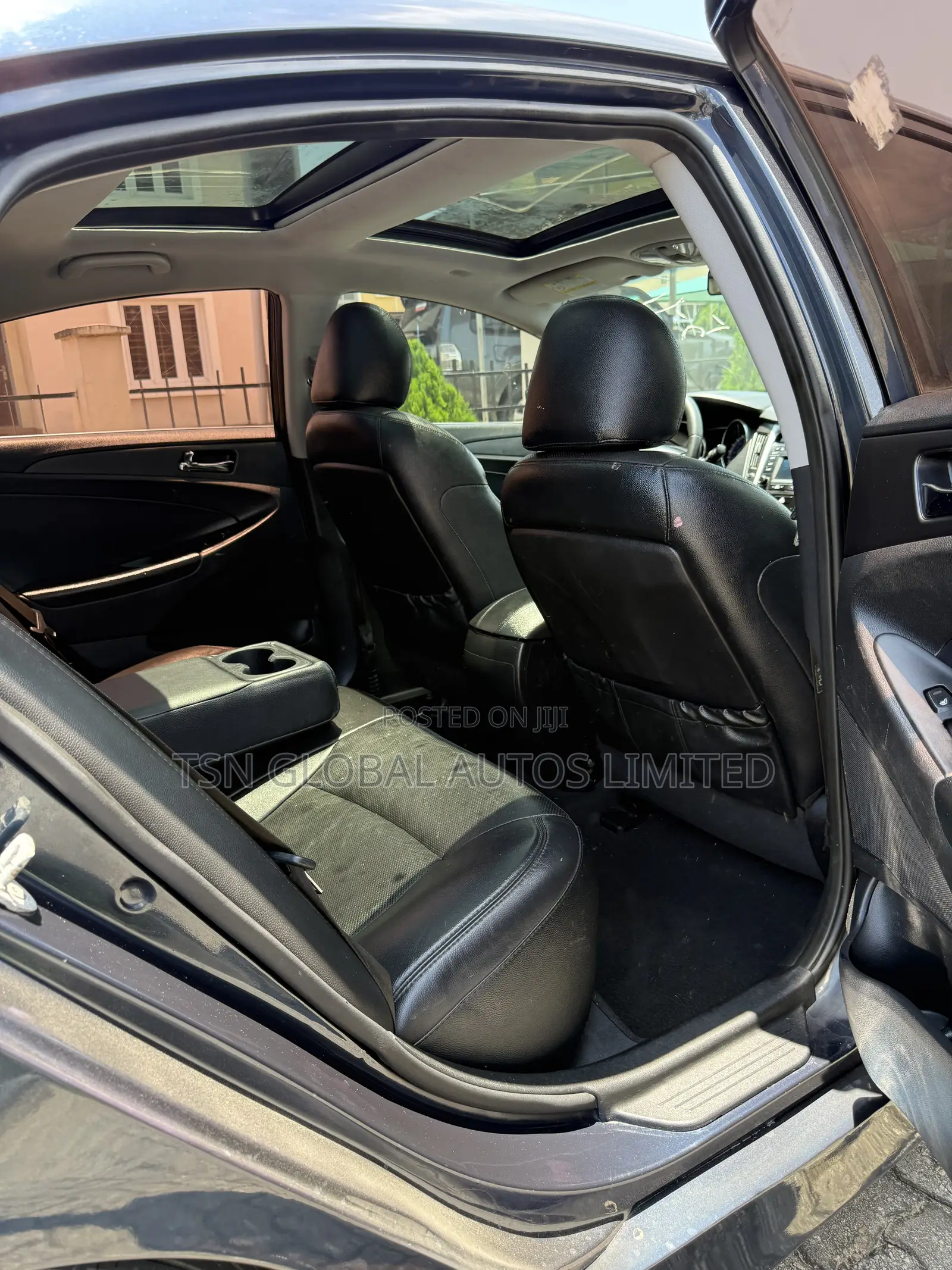 Hyundai Sonata Limited 2.0T Sedan (2.0L 4cyl 6A) 2012 Blue
