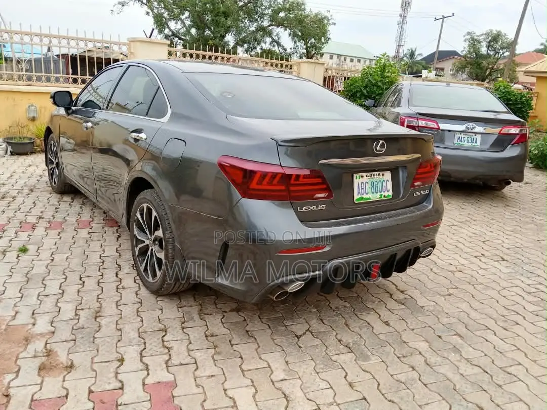 Lexus ES 350 2011 Black