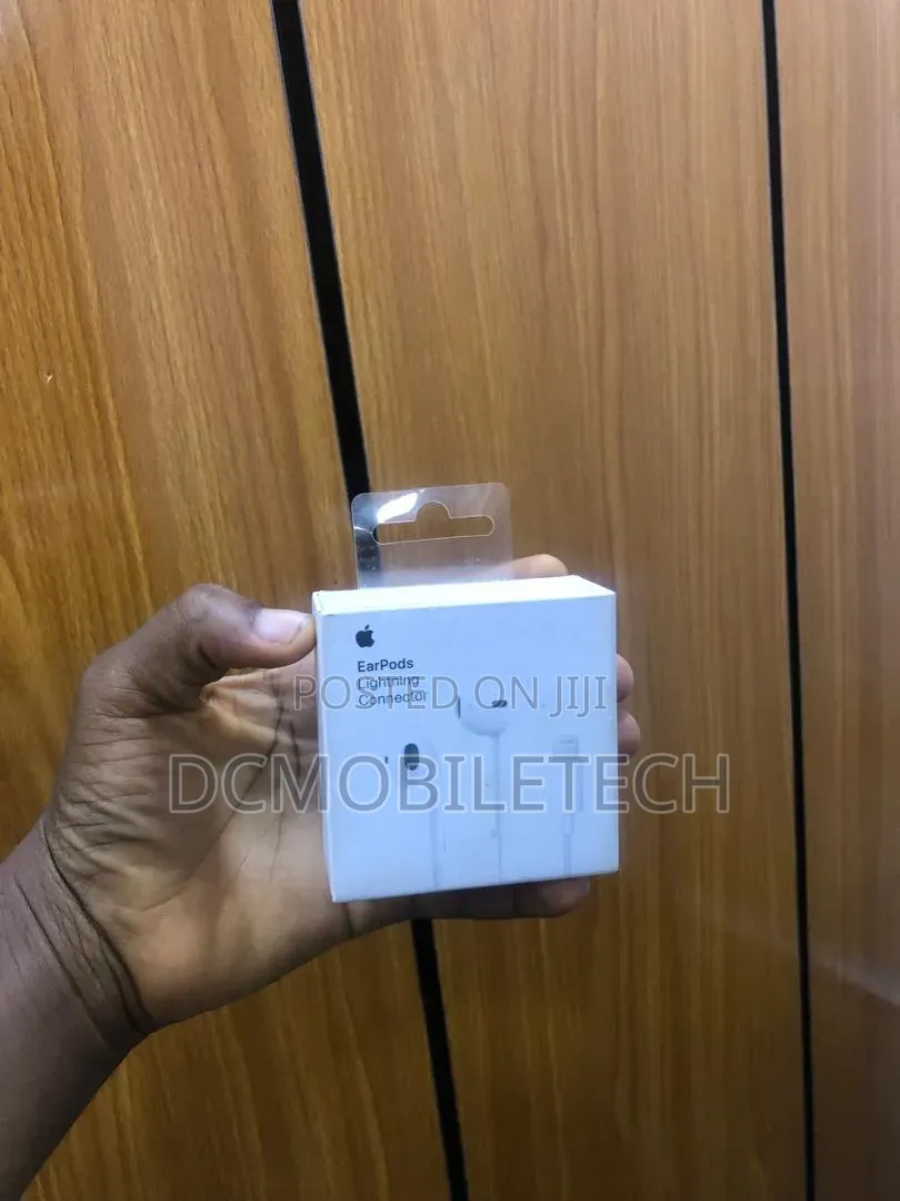 Apple Earpod With Lightening Connector