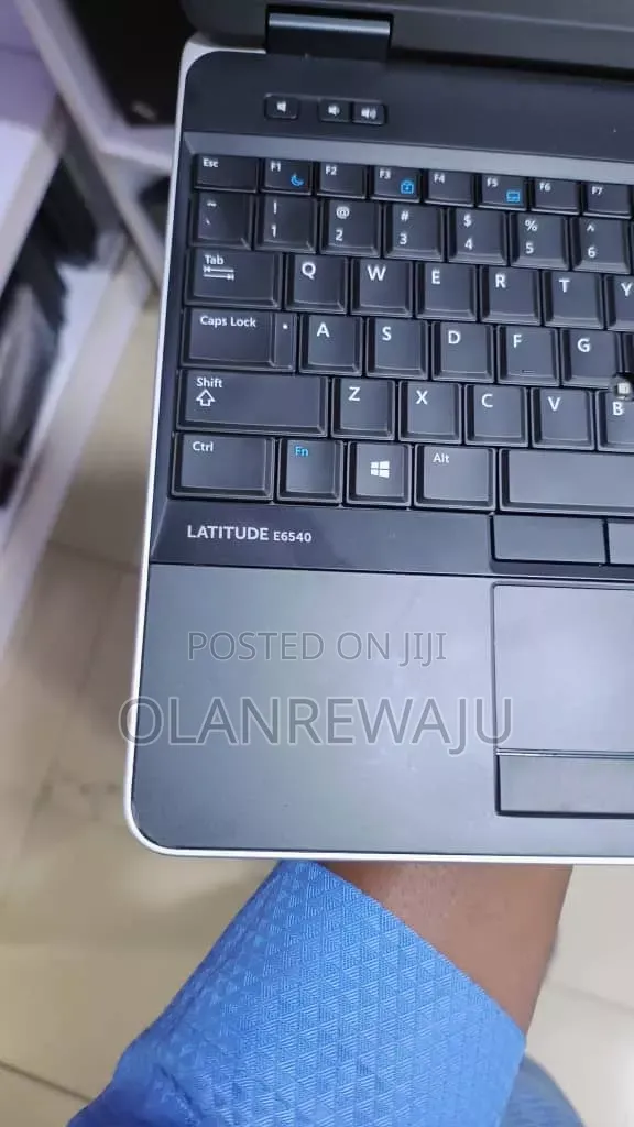 New Laptop Dell Latitude E6400 4GB Intel Core i3 HDD 500GB