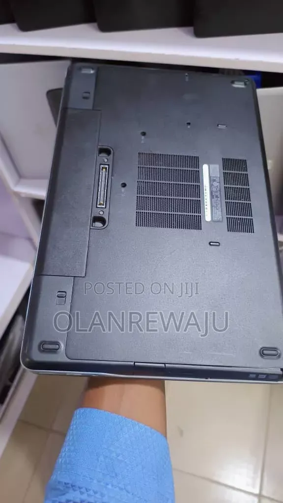 New Laptop Dell Latitude E6400 4GB Intel Core i3 HDD 500GB