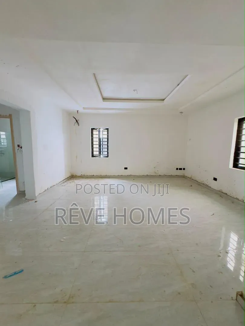 4bdrm Duplex in Ogudu GRA for sale