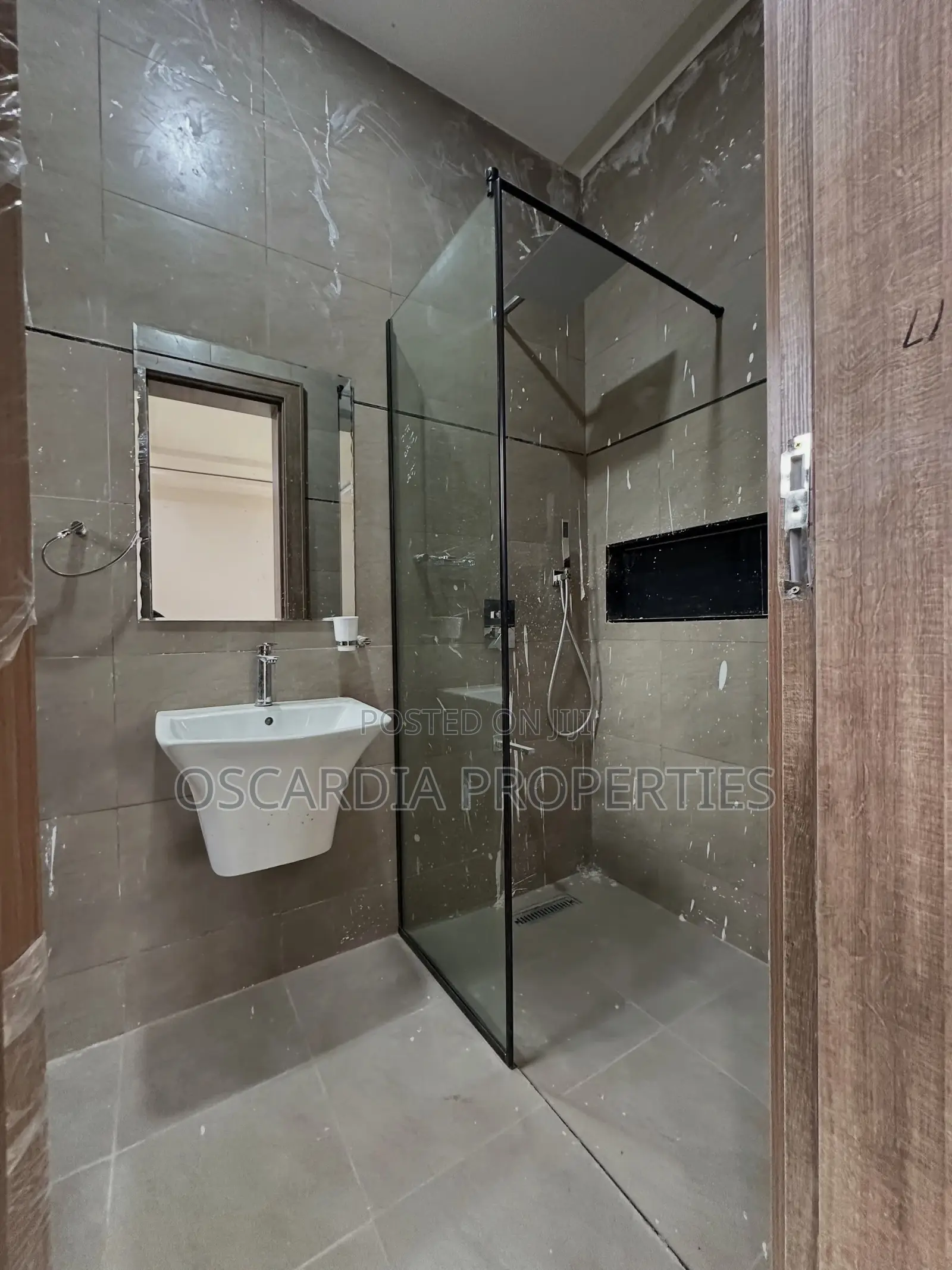 Furnished 5bdrm Duplex in Zone 2 / Wuse for sale