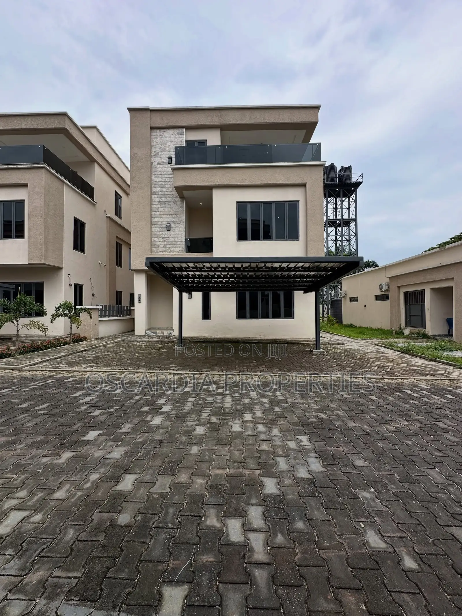 Furnished 5bdrm Duplex in Zone 2 / Wuse for sale