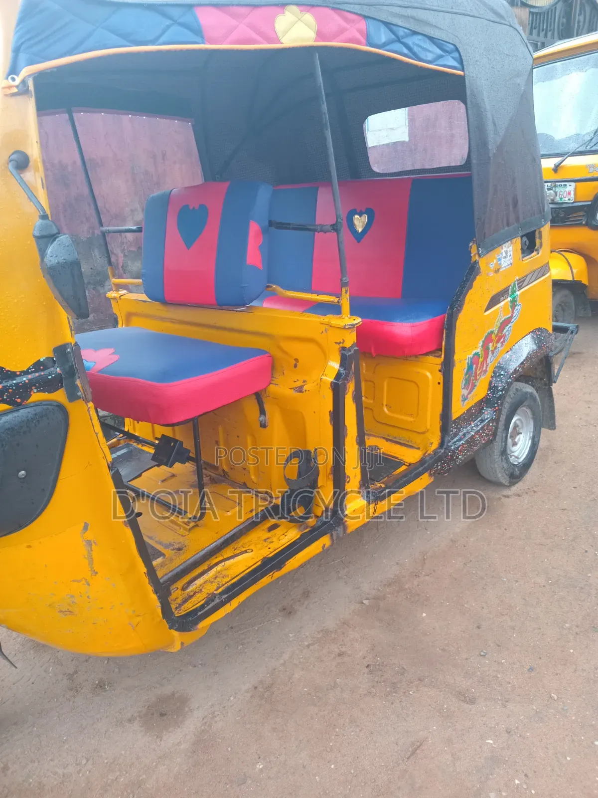 TVS King Deluxe Plus iTouch Start 2025 Yellow