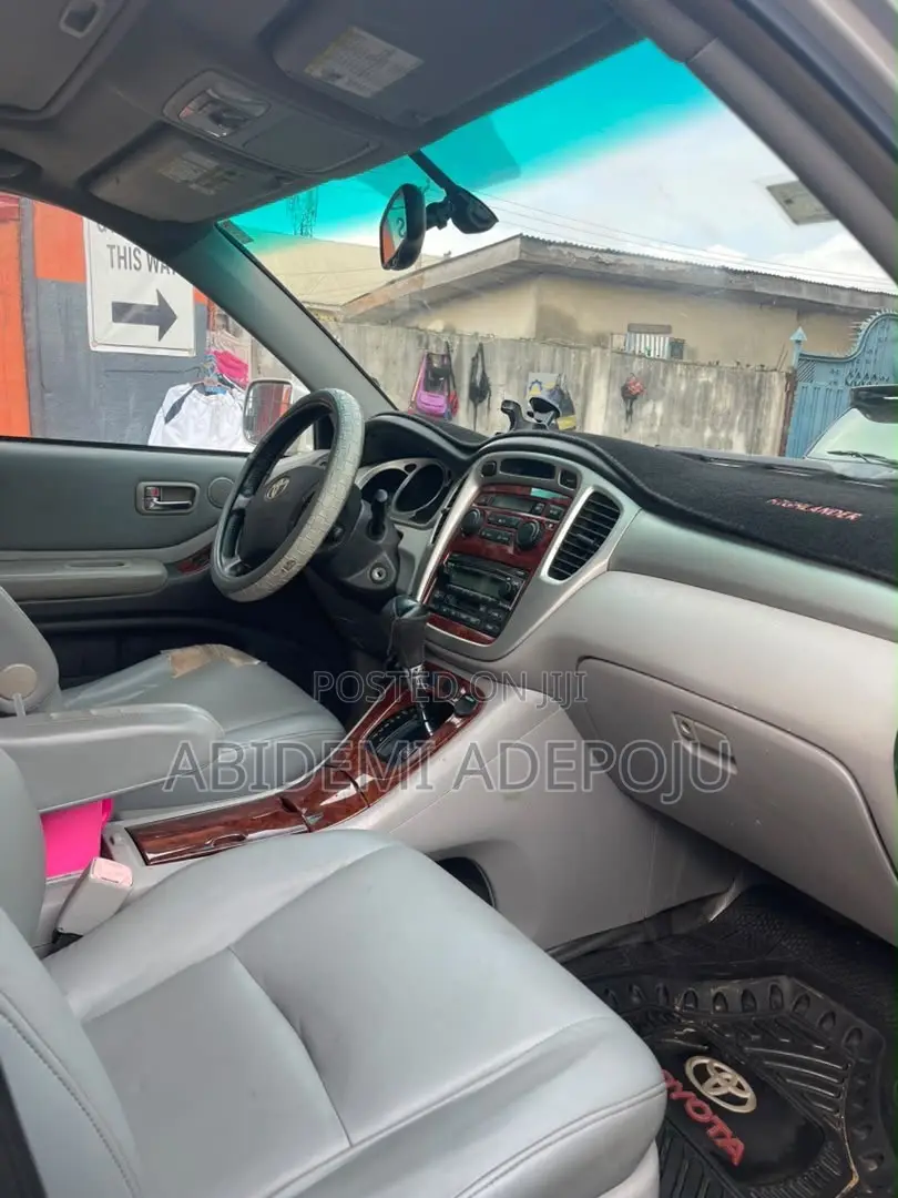 Toyota Highlander 2005 Silver