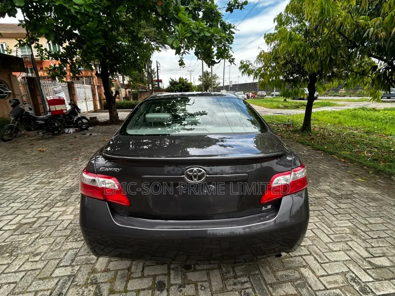 Toyota Camry 2.4 LE 2008 Gray