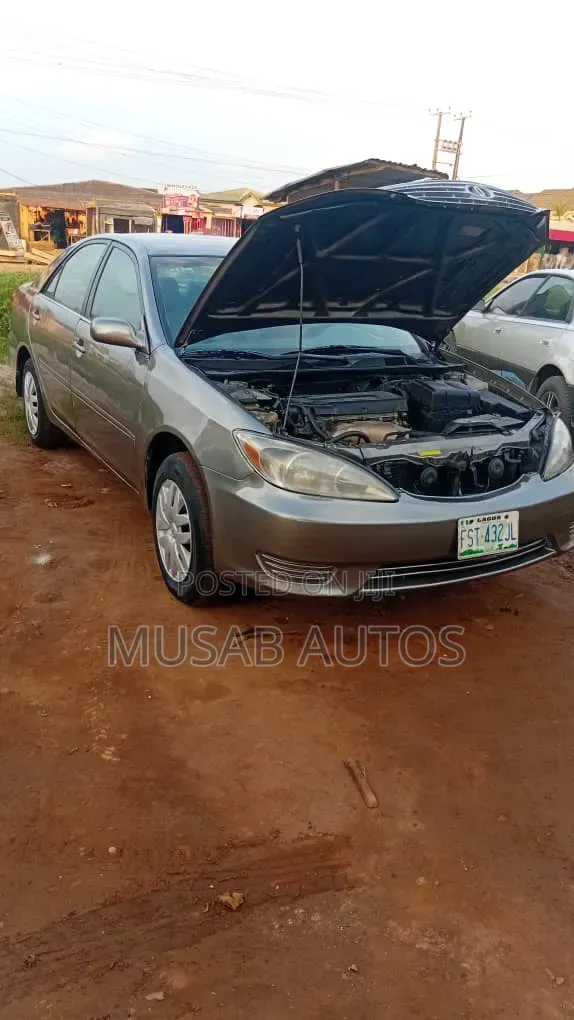 Toyota Camry 2005 Green