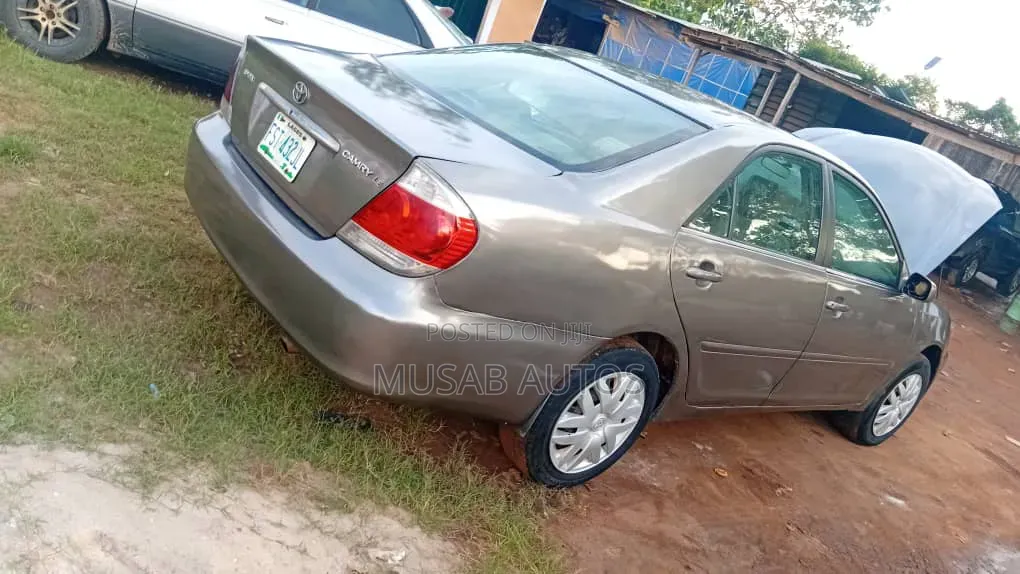 Toyota Camry 2005 Green
