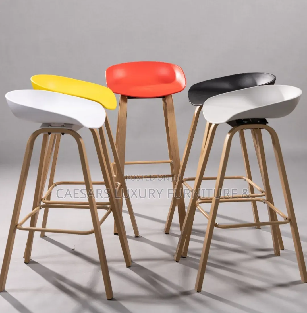 Modern Bar Stool With Curved Seat