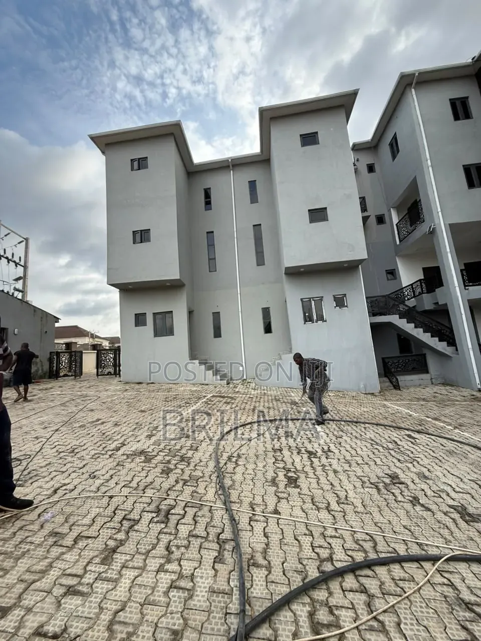 2bdrm Apartment in Mabushi for sale