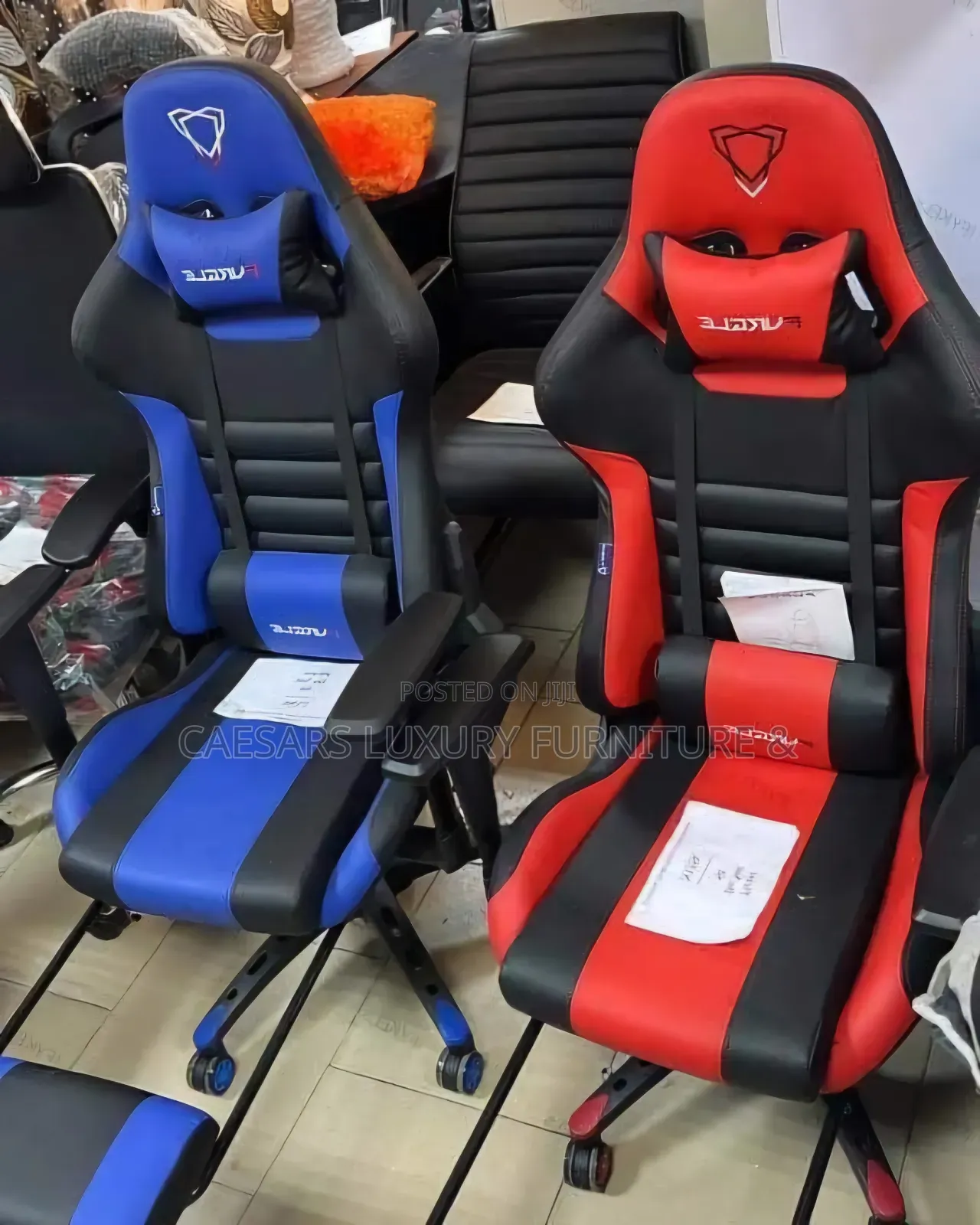 Quality Gaming Chair With Adjustable Lumbar Support & Footrest