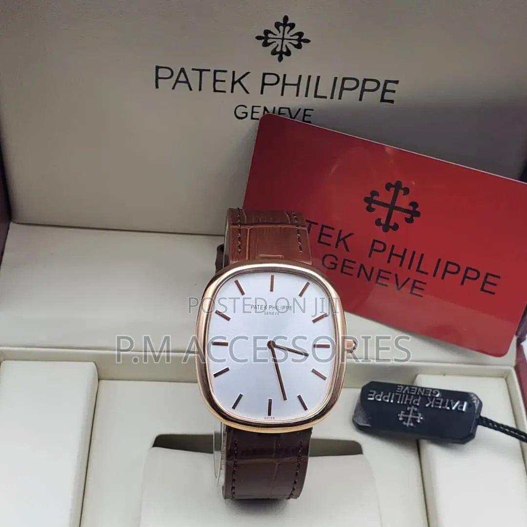 Luxury Patek Phillipe Geneve Flat Leather Watch