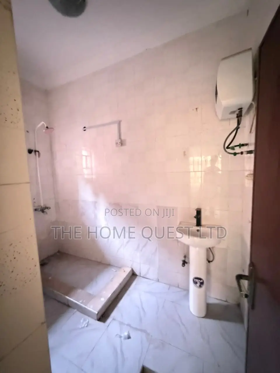 1bdrm Apartment in Elegushi for rent
