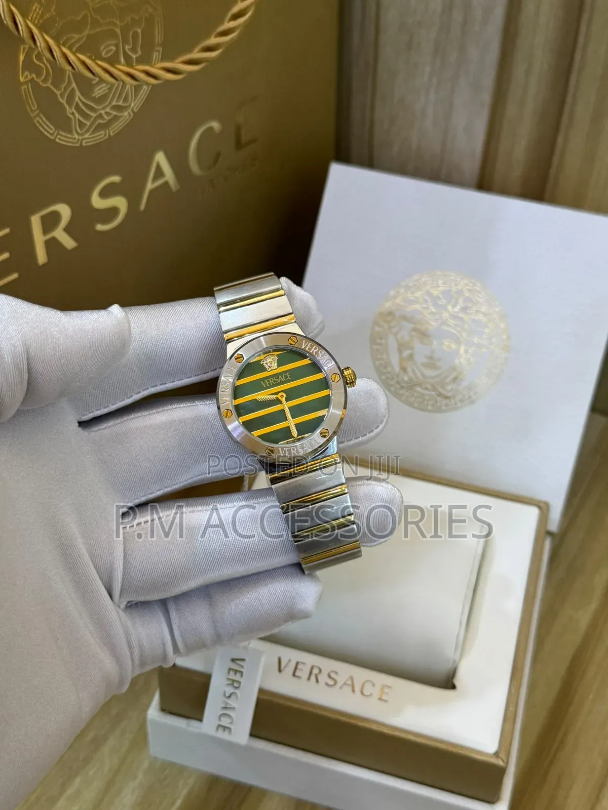 Luxury Versace Ladies Chain Watch