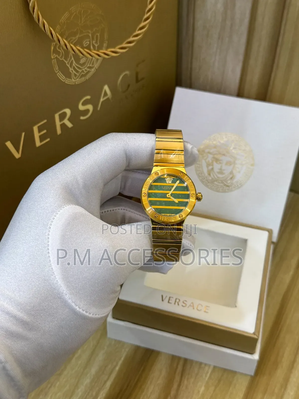Luxury Versace Ladies Chain Watch
