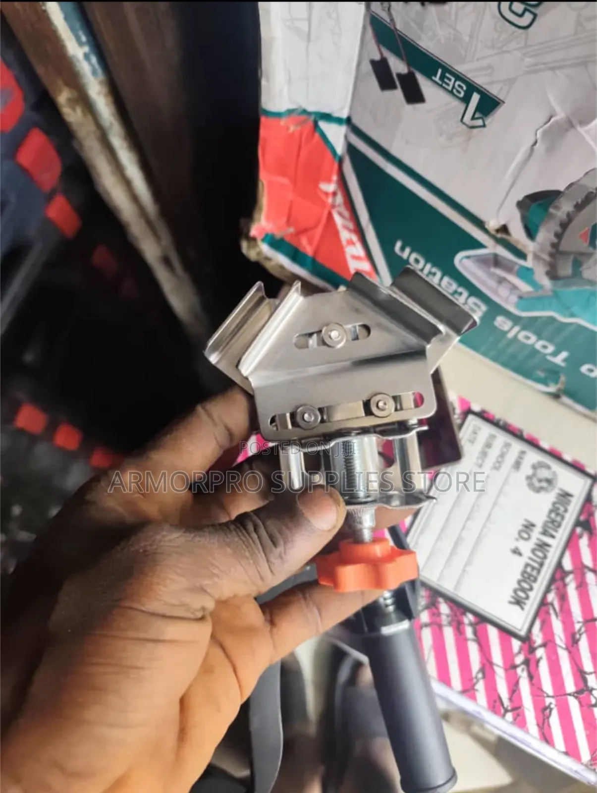 Multipurpose Stainless Steel 90 Degree Corner Clamp