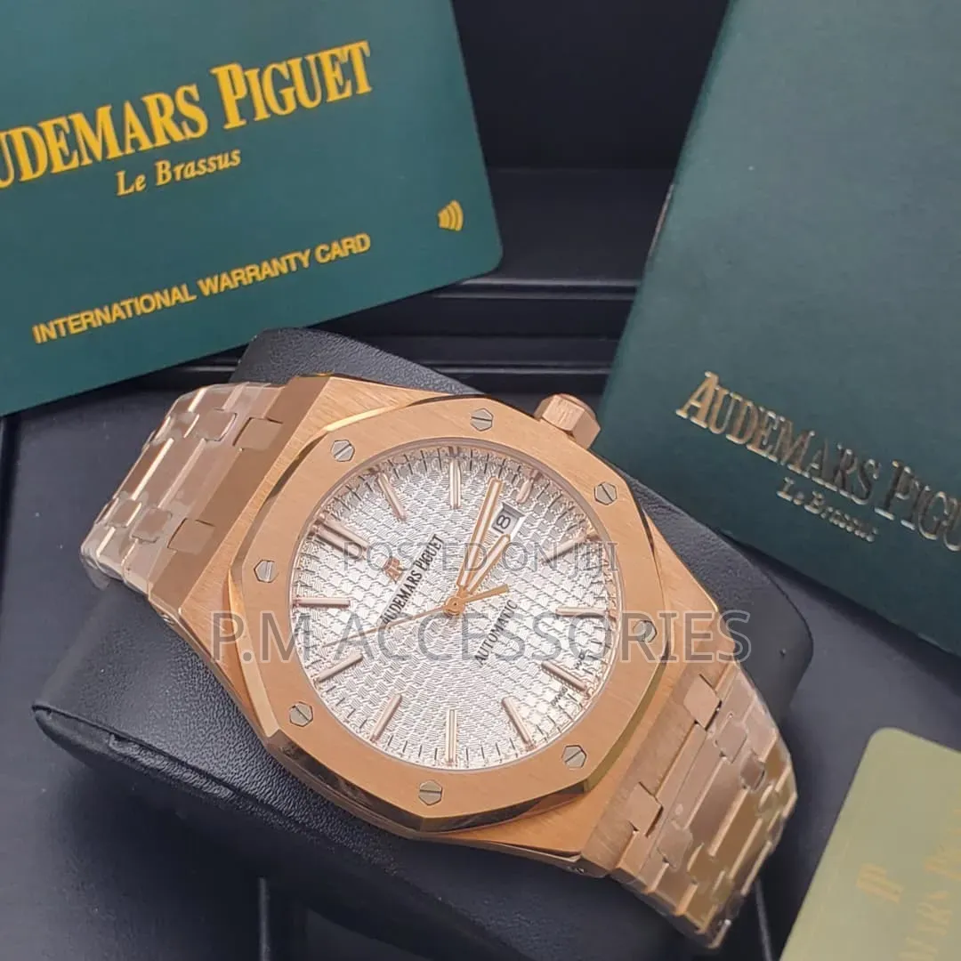 Luxury Audemars Piguet Classic Chain Watch