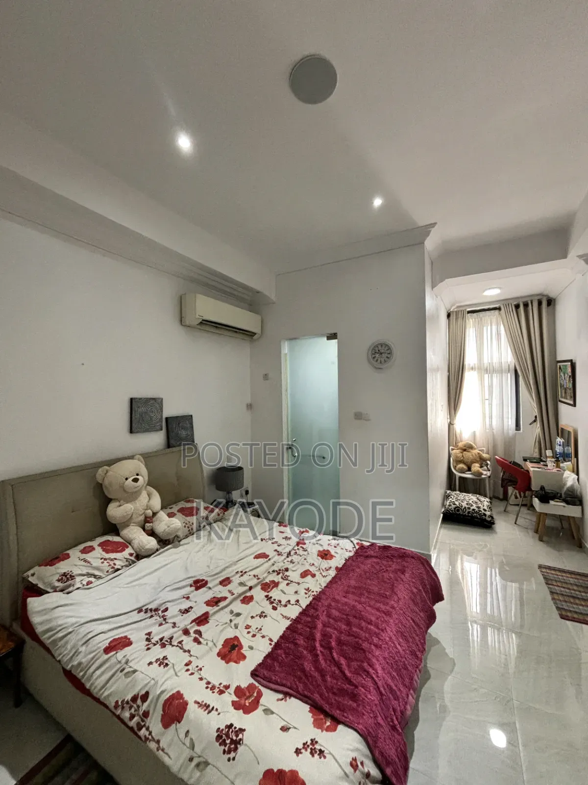 Furnished 5bdrm Maisonette in Ligali Ayorinde for sale