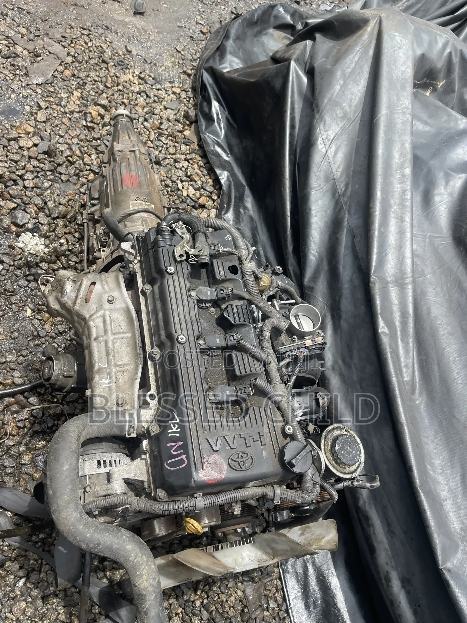 Toyota Hilux 2007 Engine and Gear Box 2tr
