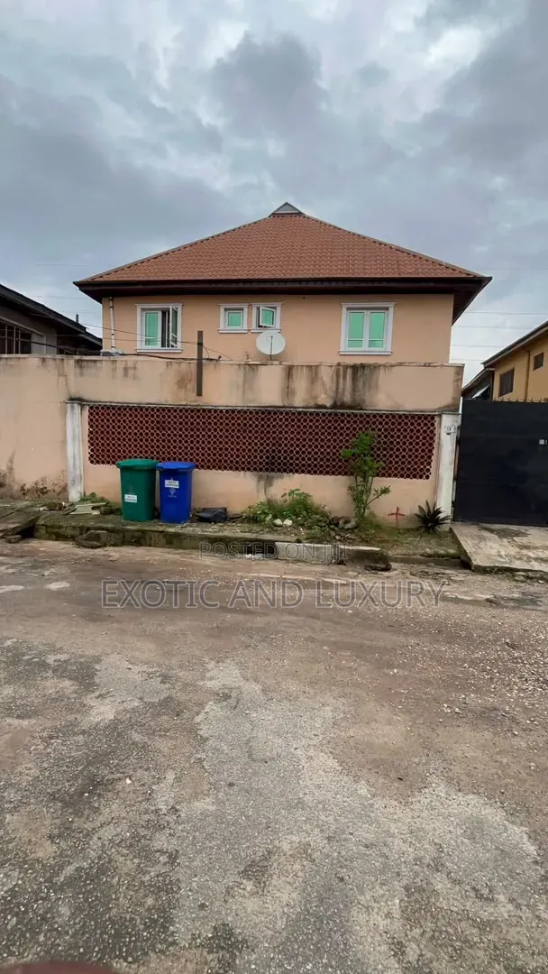 Mini Flat in Fadeyi for rent