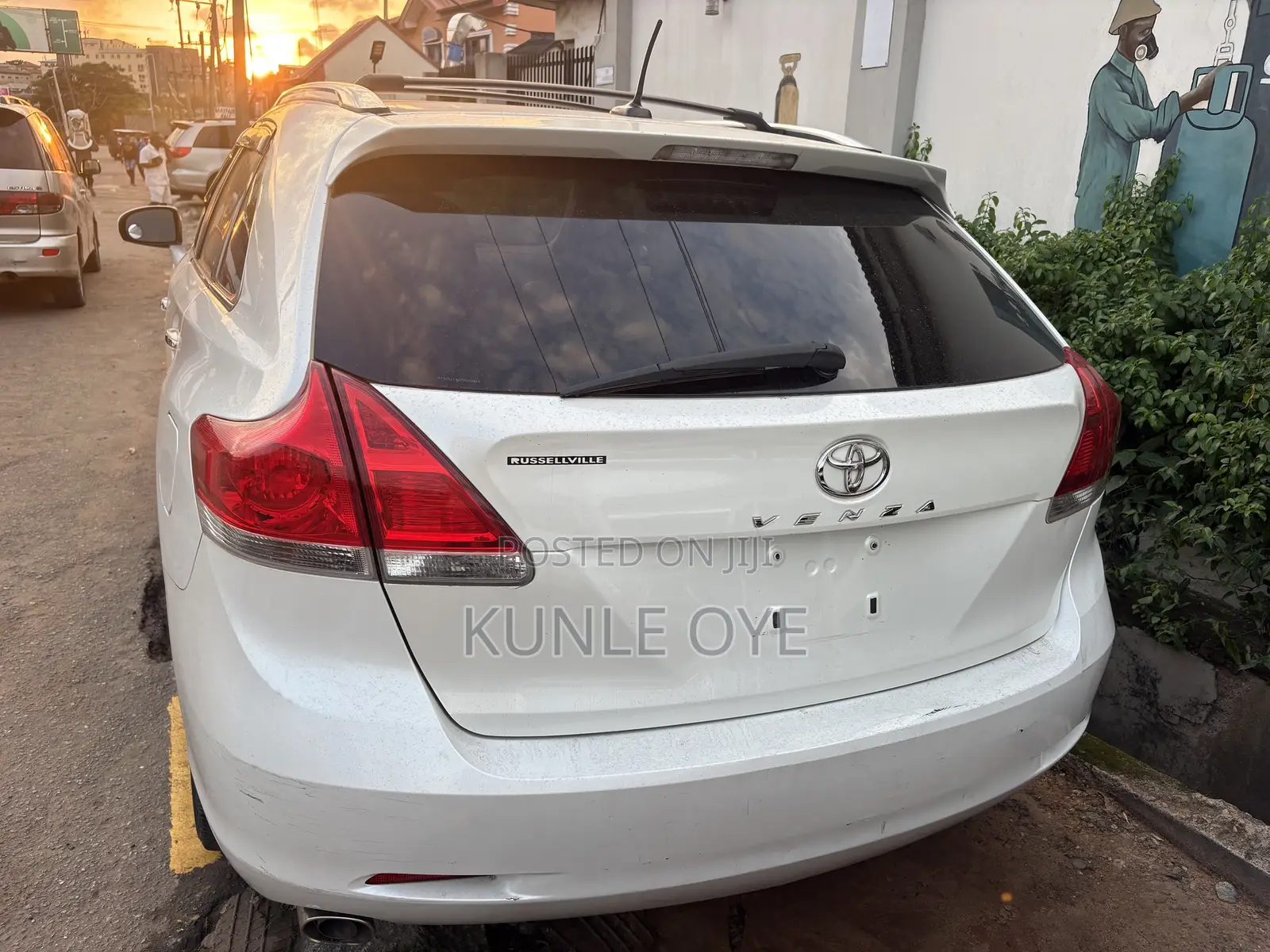 Toyota Venza XLE 2011 White