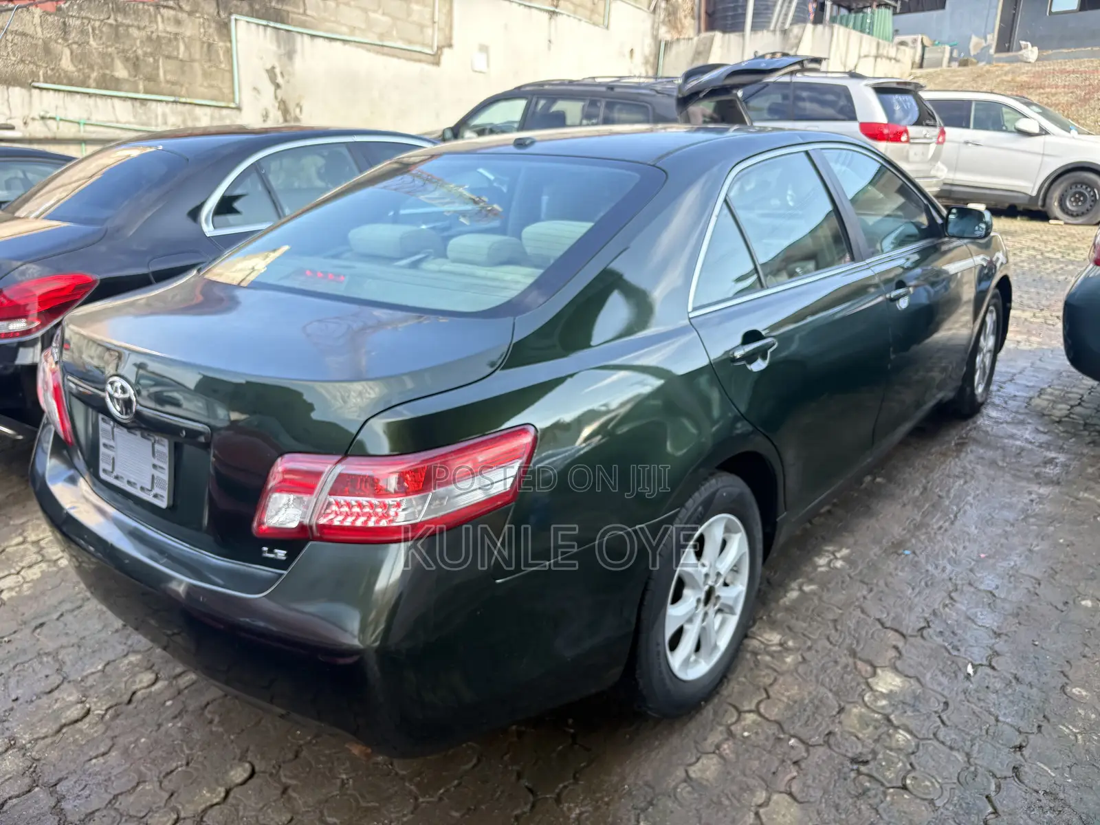 Toyota Camry LE 4dr Sedan (2.5L 4cyl 6AM) 2010 Green