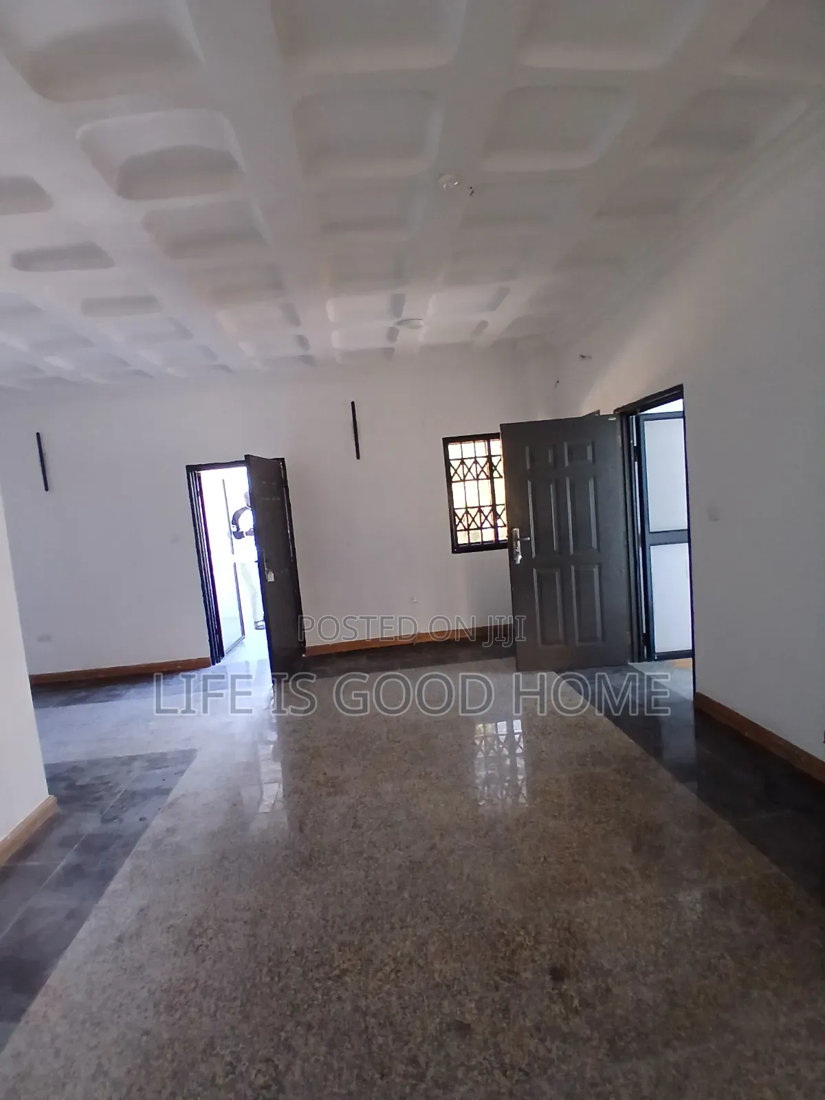 3bdrm Apartment in Osapa  London  for rent