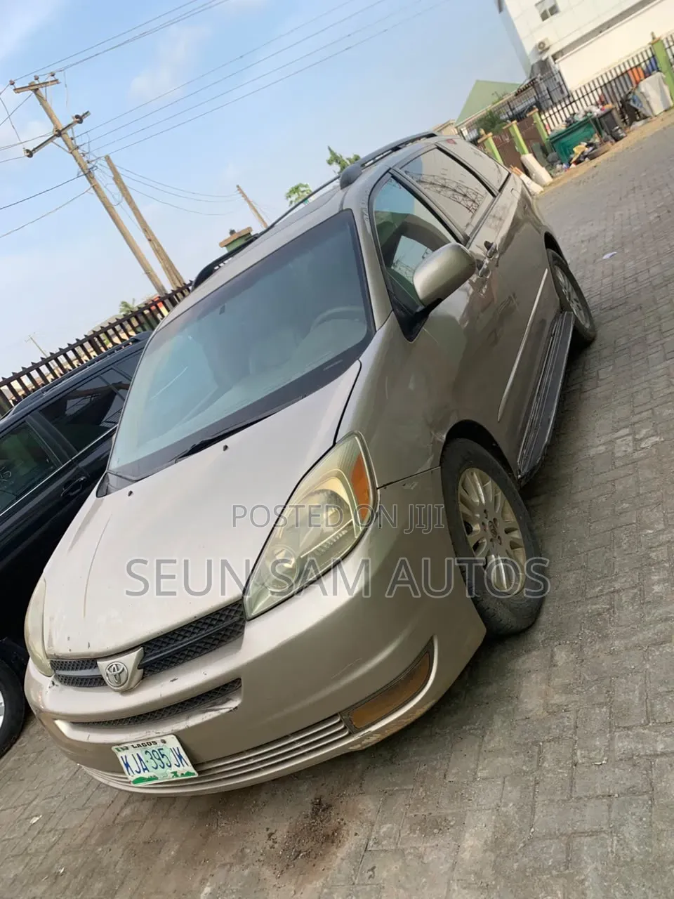 Toyota Sienna XLE 2005 Gold