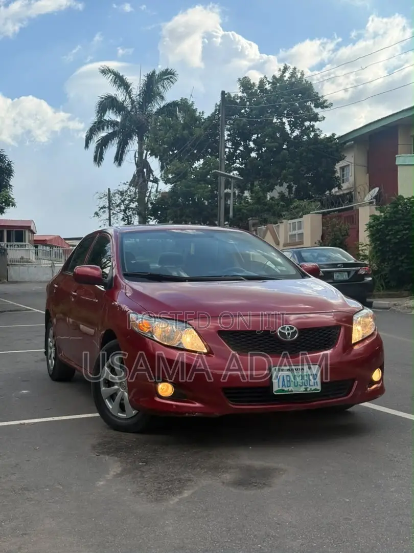 Toyota Corolla LE 4dr Sedan (1.8L 4cyl 4A) 2010 Red