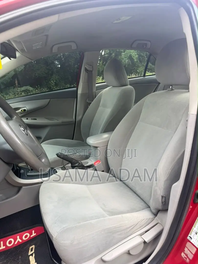 Toyota Corolla LE 4dr Sedan (1.8L 4cyl 4A) 2010 Red