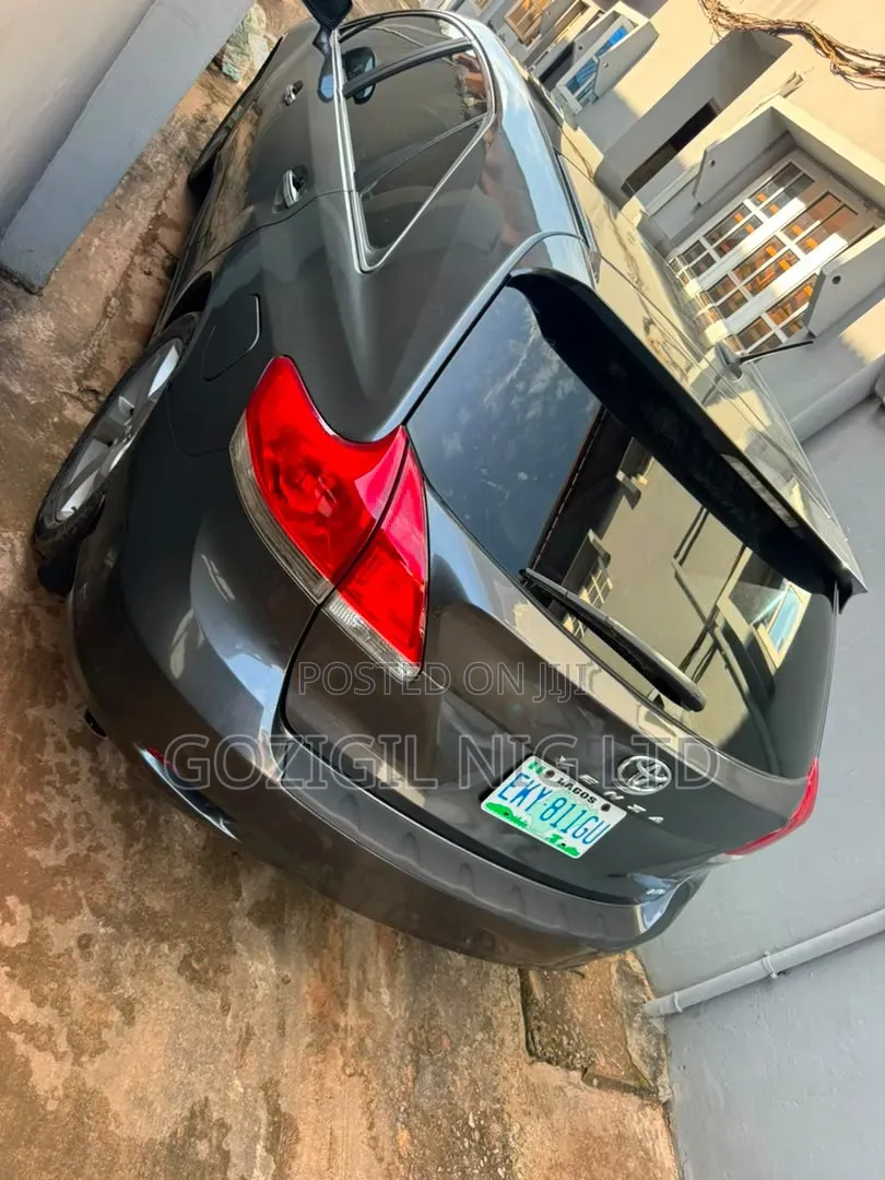 Toyota Venza 2011 Gray