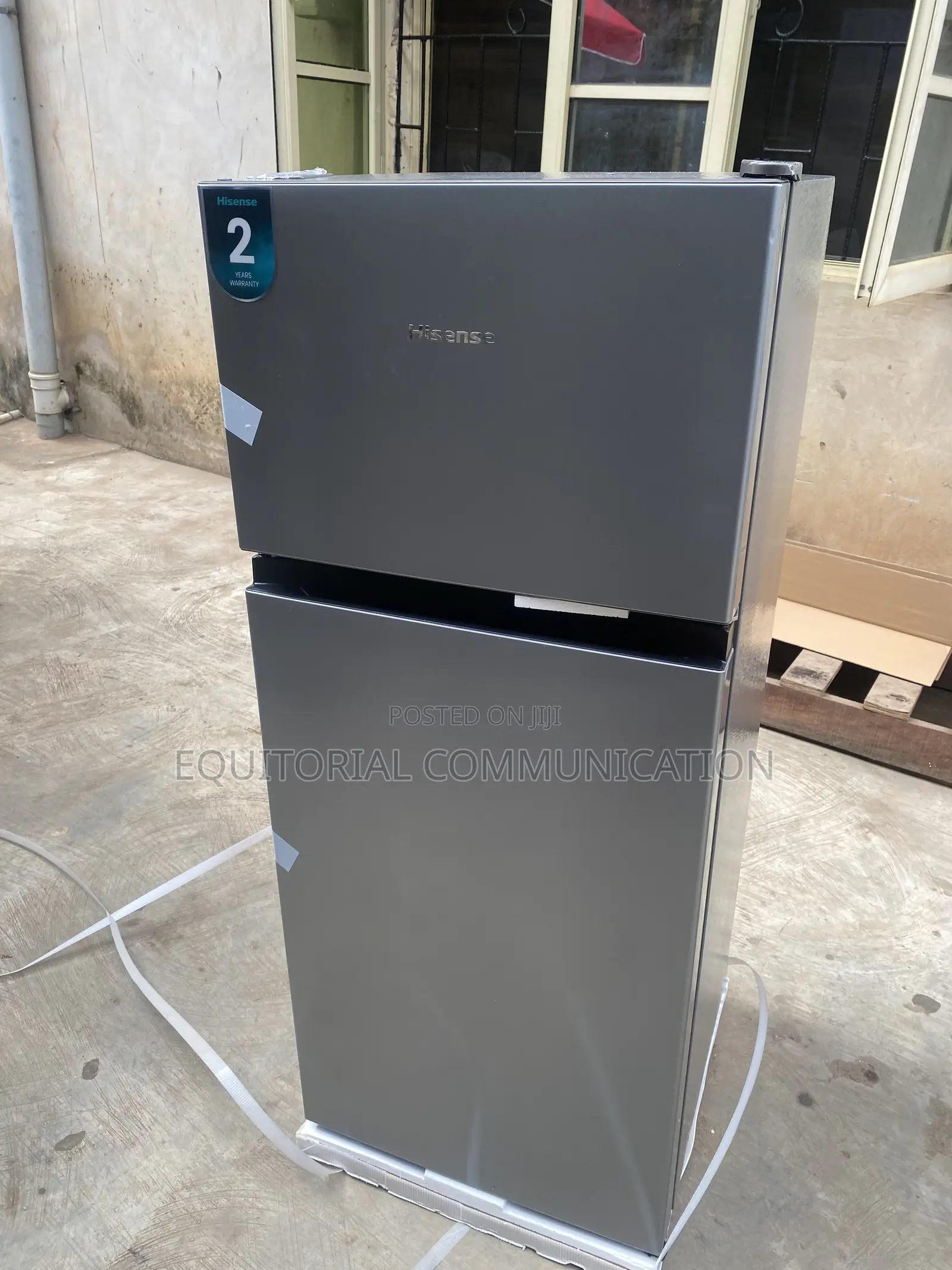 Hisense REF172DR 124L Refrigerator