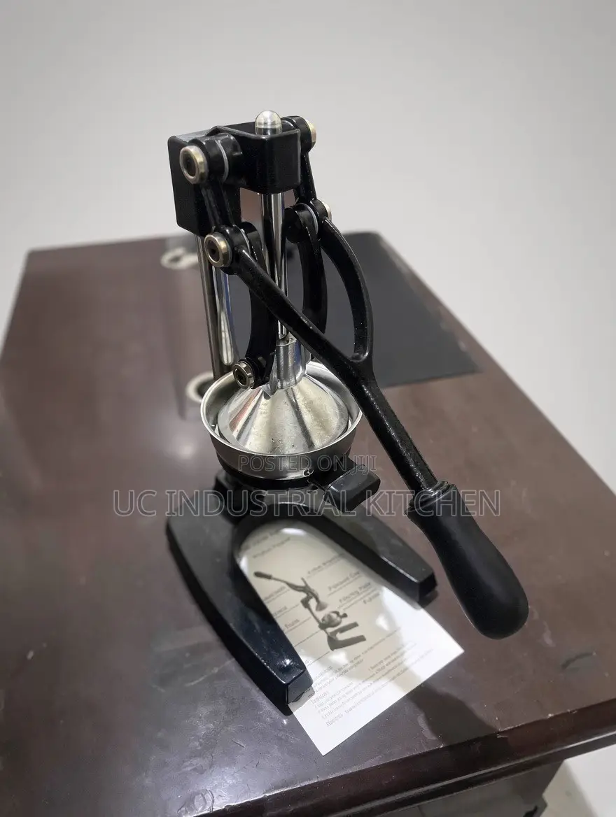Manual Orange Juicer/Juice Extractor