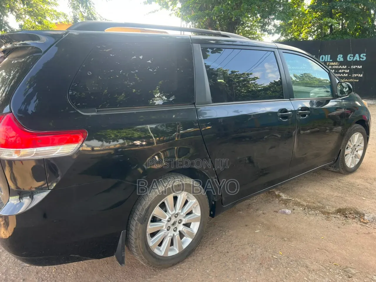 Toyota Sienna LE 8 Passenger 2012 Black