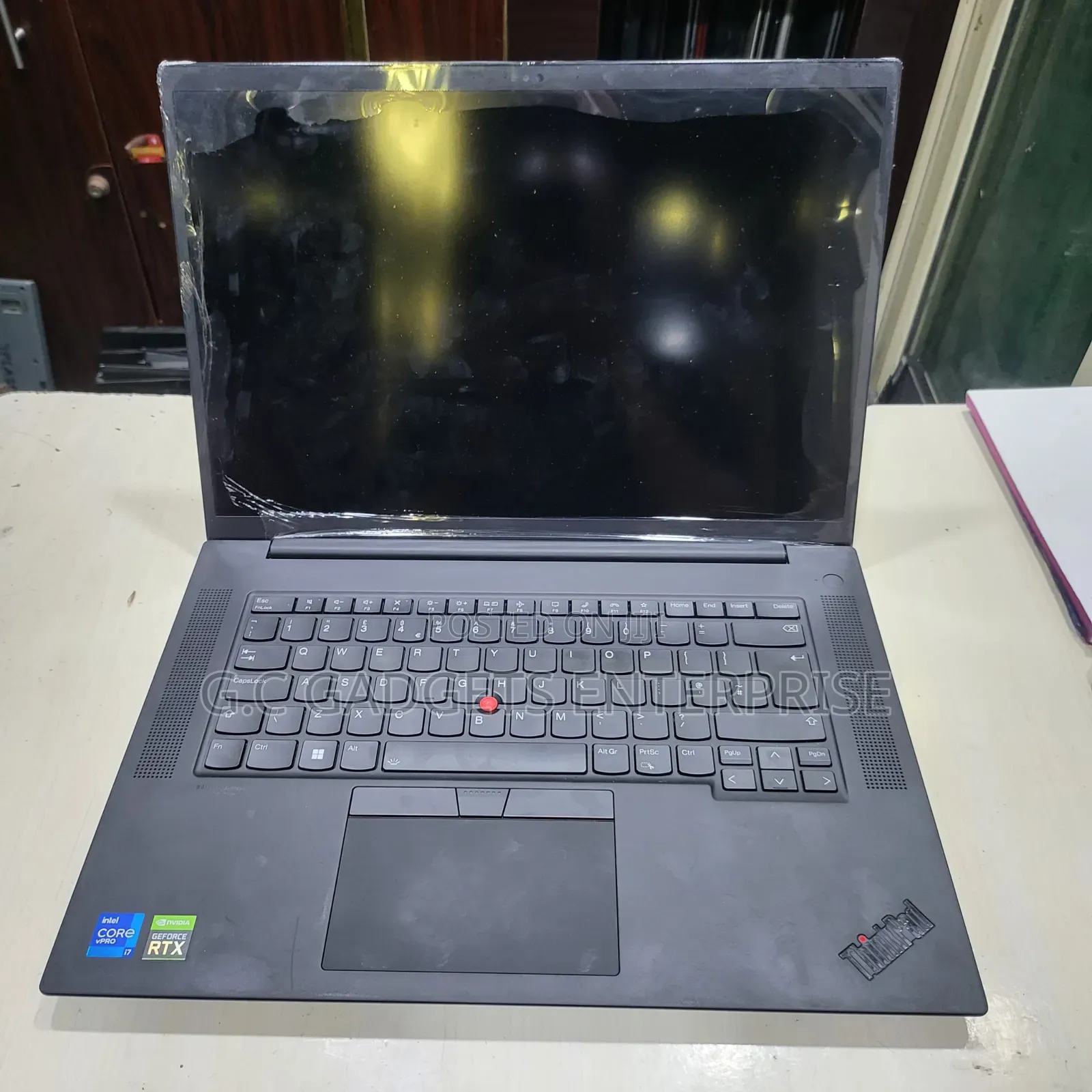 Laptop Lenovo ThinkPad P1 Gen4 16GB Intel Core i7 SSD 512GB