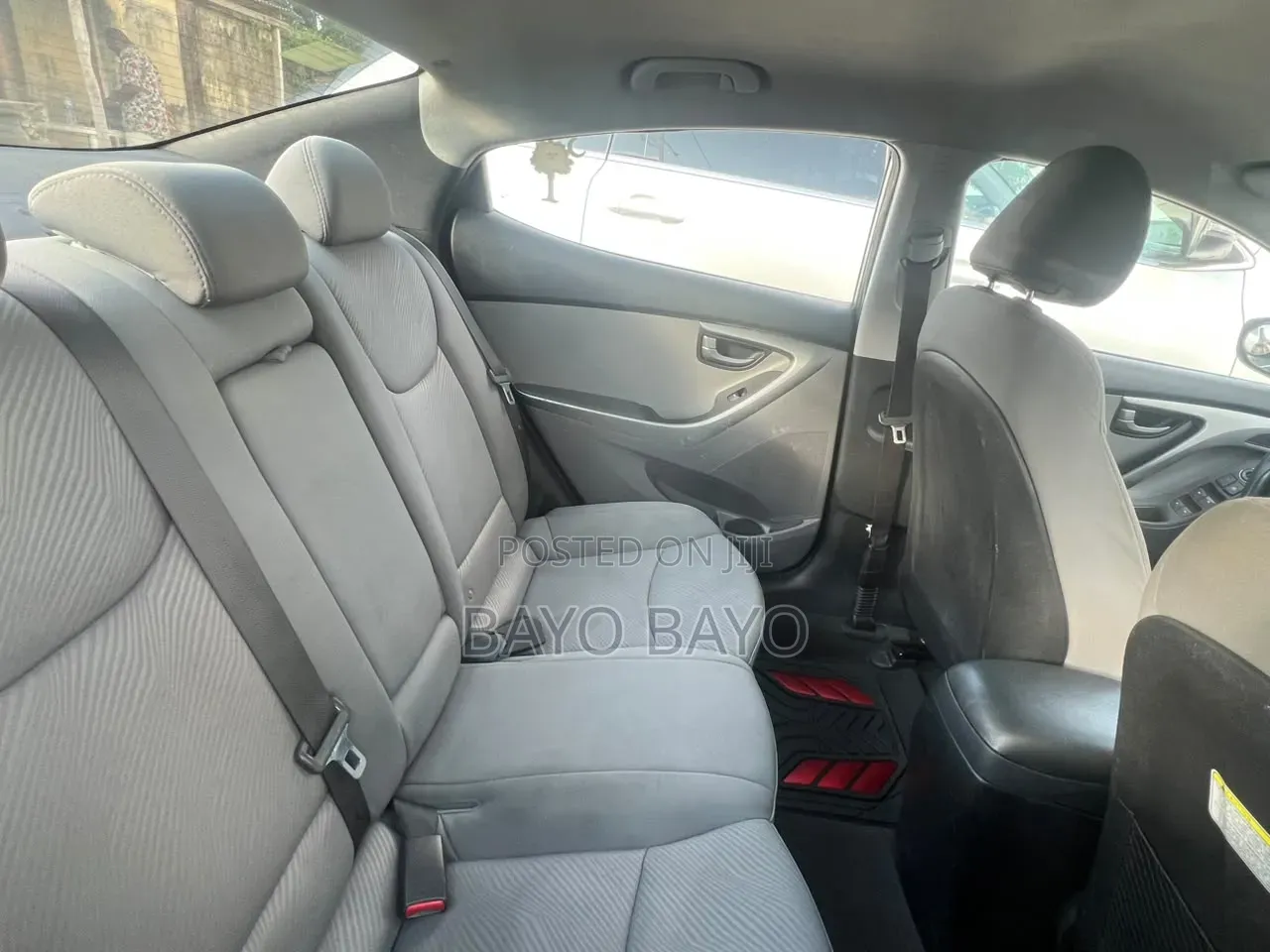 Hyundai Elantra GLS Sedan FWD (1.8L 4cyl 6M) 2013 Gray