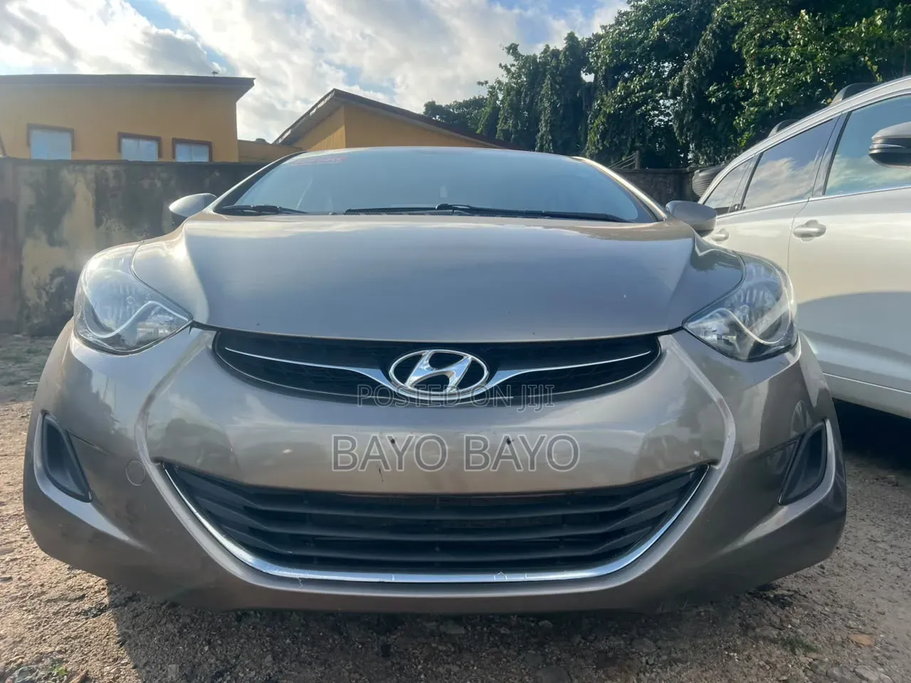 Hyundai Elantra GLS Sedan FWD (1.8L 4cyl 6M) 2013 Gray