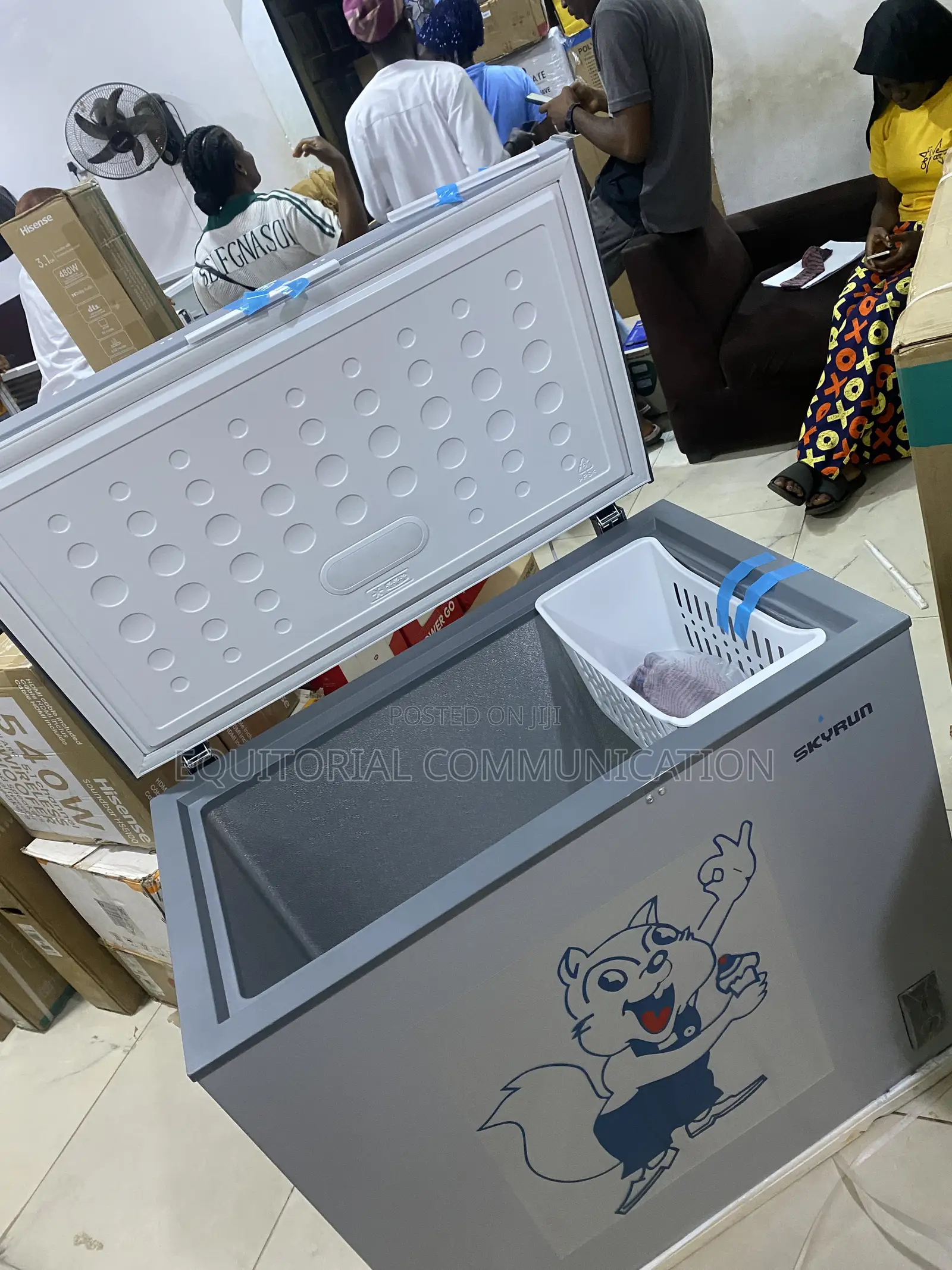 Skyrun BD-250AI 200L Chest Freezer With Inverter