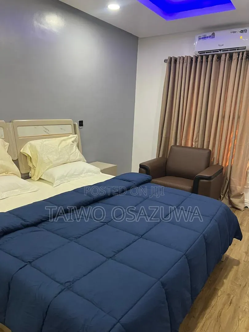 Mini Flat in Mojisola Onikoyi,, Banana Island for rent