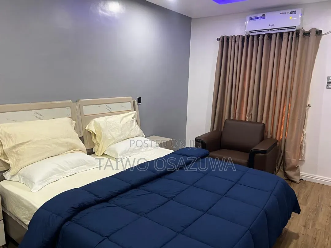 Mini Flat in Mojisola Onikoyi,, Banana Island for rent