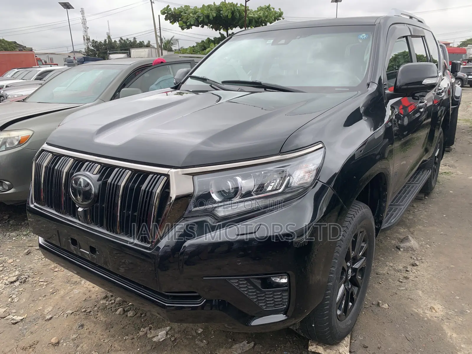 Toyota Land Cruiser Prado 2023 Black