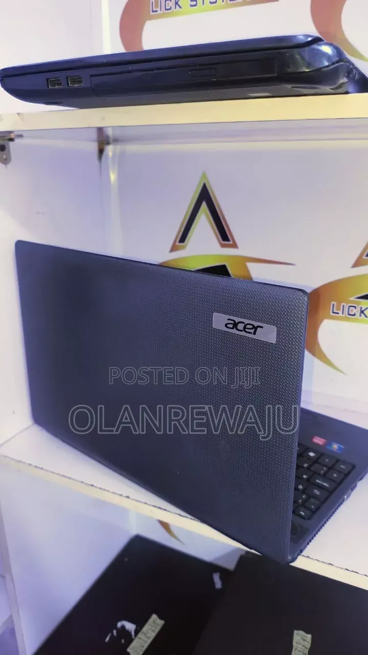 New Laptop Acer Aspire 5250 8GB AMD HDD 500GB