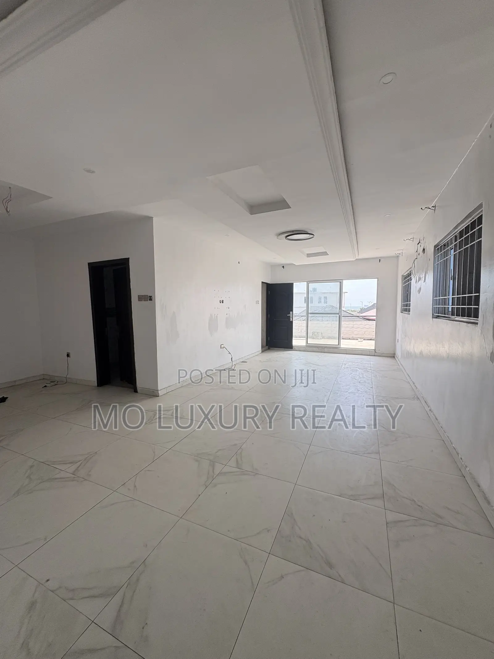 2bdrm Penthouse in Ikate for rent