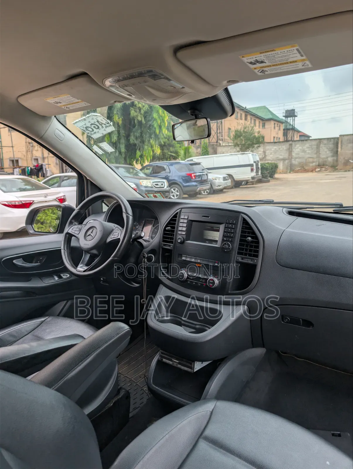 Mercedes-Benz Metris 2.0 FWD 2016 Black