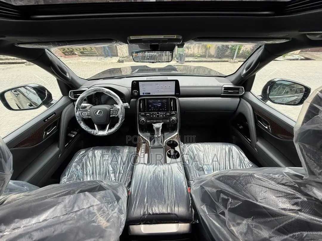 Lexus LX 600 2024 Black