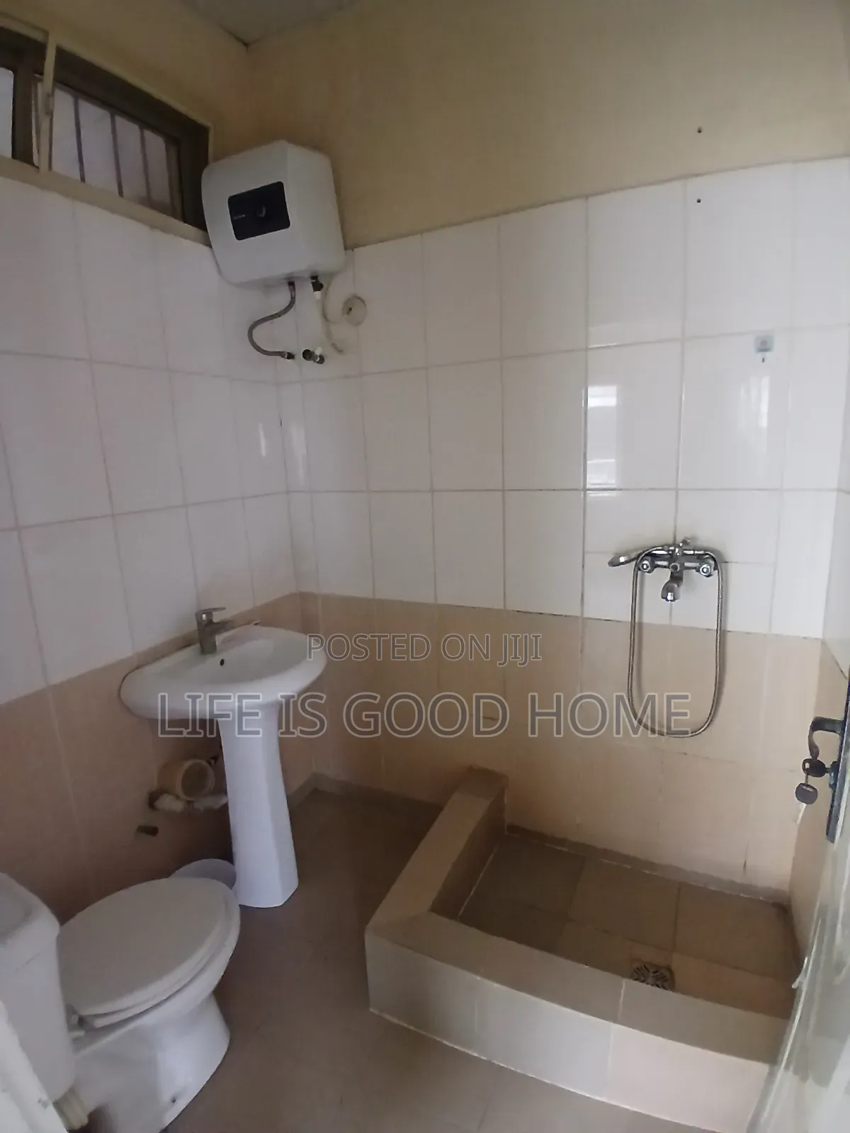 1bdrm Shared Apartment in Osapa London Estate for rent